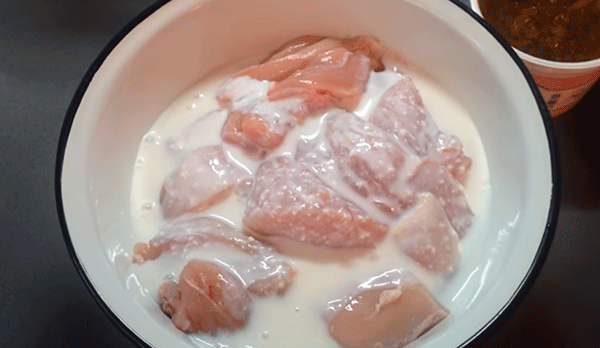 Шашлык из курицы: 5 рецептов маринада, чтобы мясо было мягким