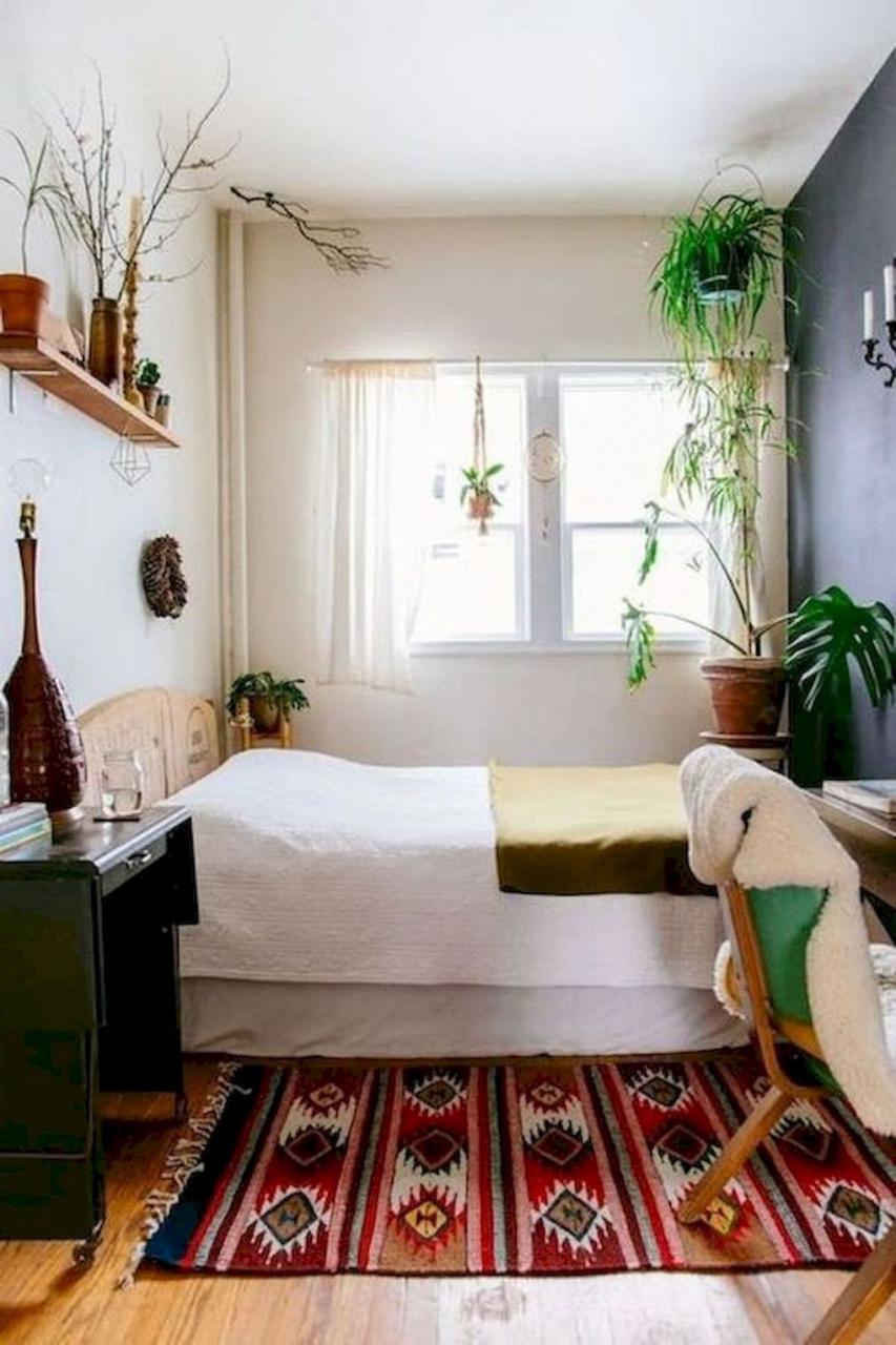 22 удачные идеи, как обустроить совсем крошечную спальню