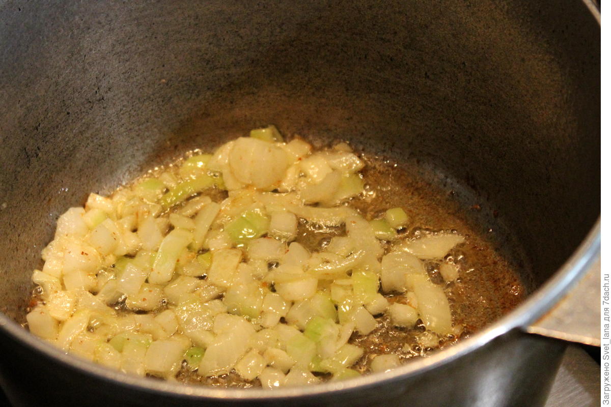 Суп-пюре из кабачка и петрушки